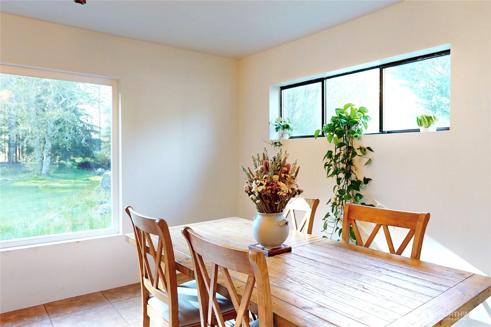 219 Ocean Beach Road Hoquiam, WA 98550 - Photo 8 of 34 Gallery Image 8