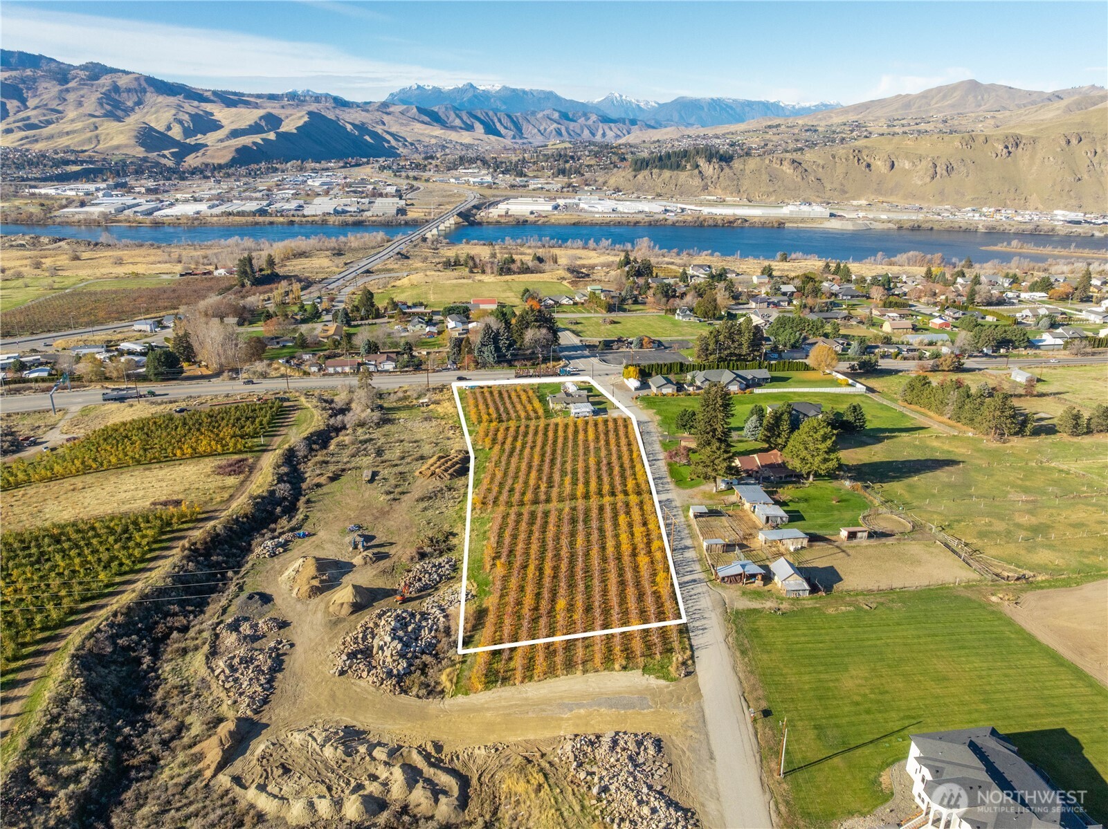 20 Blue Grade Road East Wenatchee, WA 98802 - Photo 1 of 8
