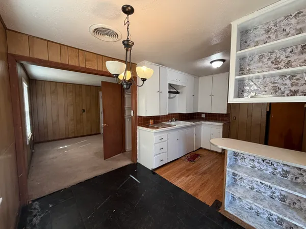 $150,000 | 813 Northwest 1st Street, Andrews, TX 79714