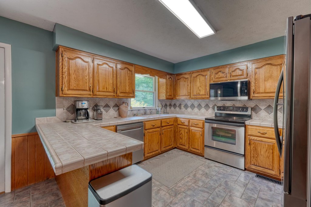 874 Deer Hill Road Murphy, NC 28906 - Photo 15 of 54