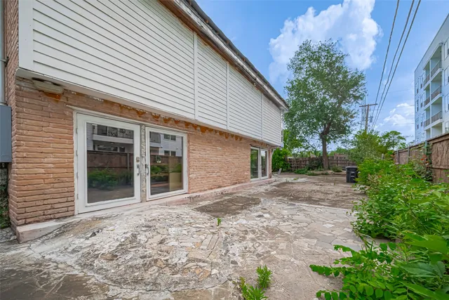 $3,500,000 | 5 Briar Dale Court, Houston, TX 77027