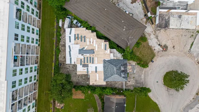 $3,500,000 | 5 Briar Dale Court, Houston, TX 77027