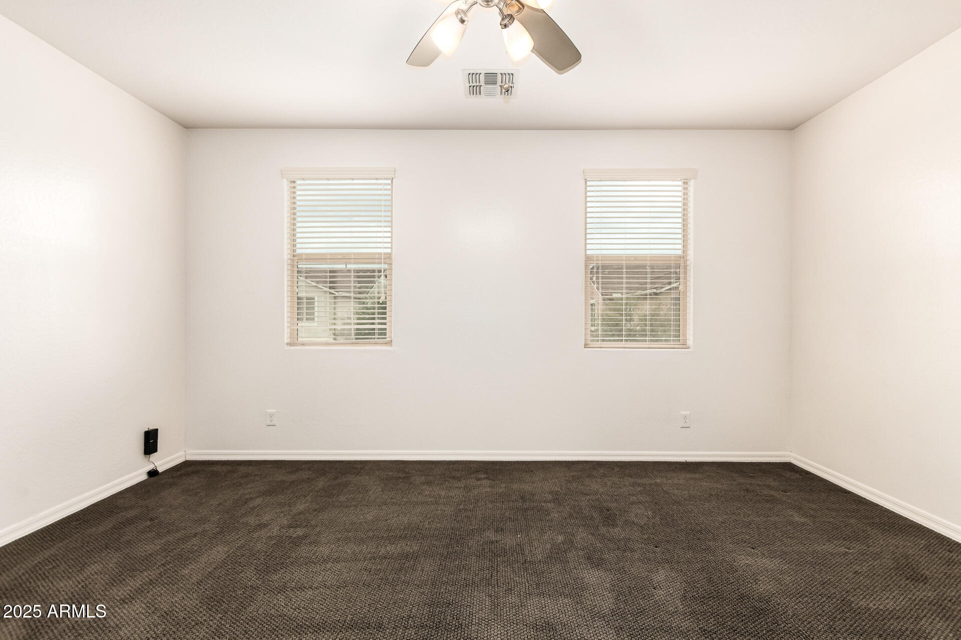 2247 South Agnes Lane Gilbert, AZ 85295 - Photo 18 of 36 28-Agnes