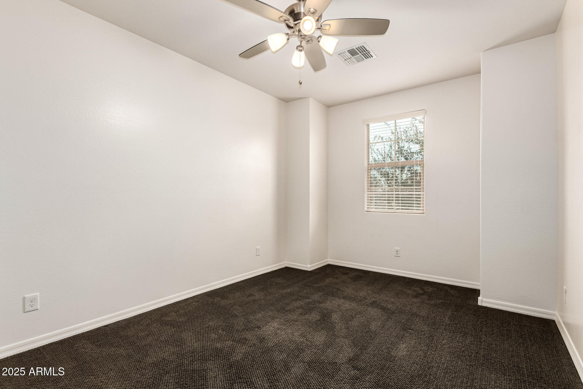 2247 South Agnes Lane Gilbert, AZ 85295 - Photo 23 of 36 34-Agnes