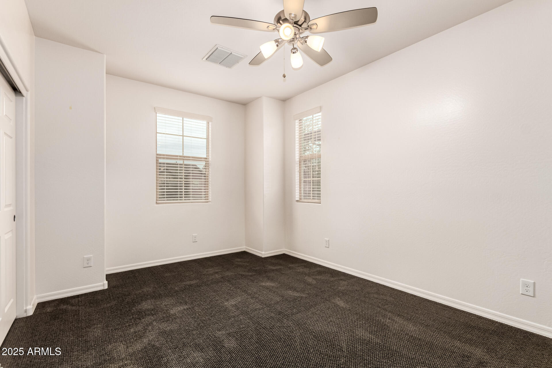 2247 South Agnes Lane Gilbert, AZ 85295 - Photo 26 of 36 36-Agnes