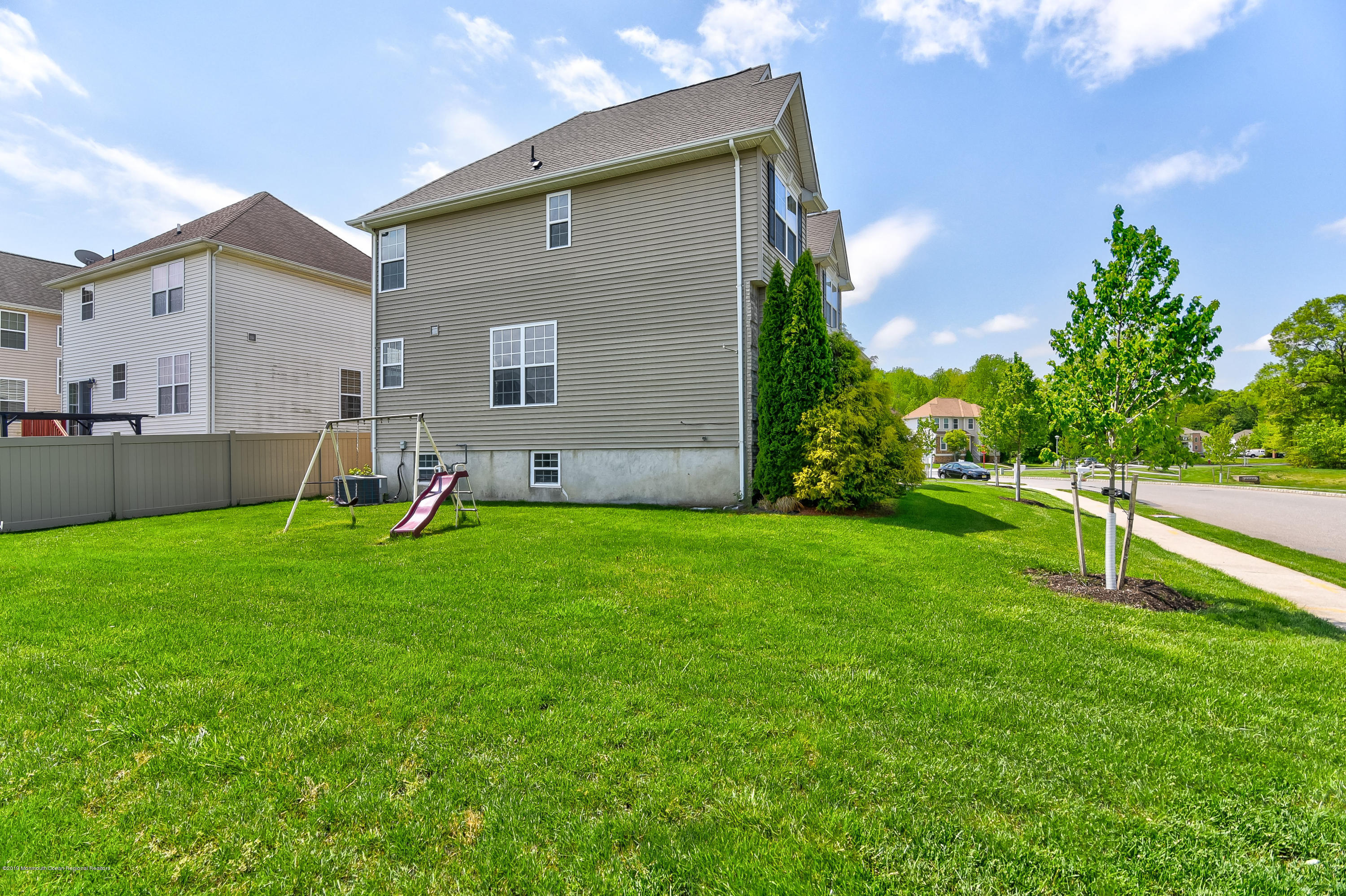 5 Carnation Road Monroe Township, NJ 08831 - Photo 20 of 25 DSC_7788_89_90-13