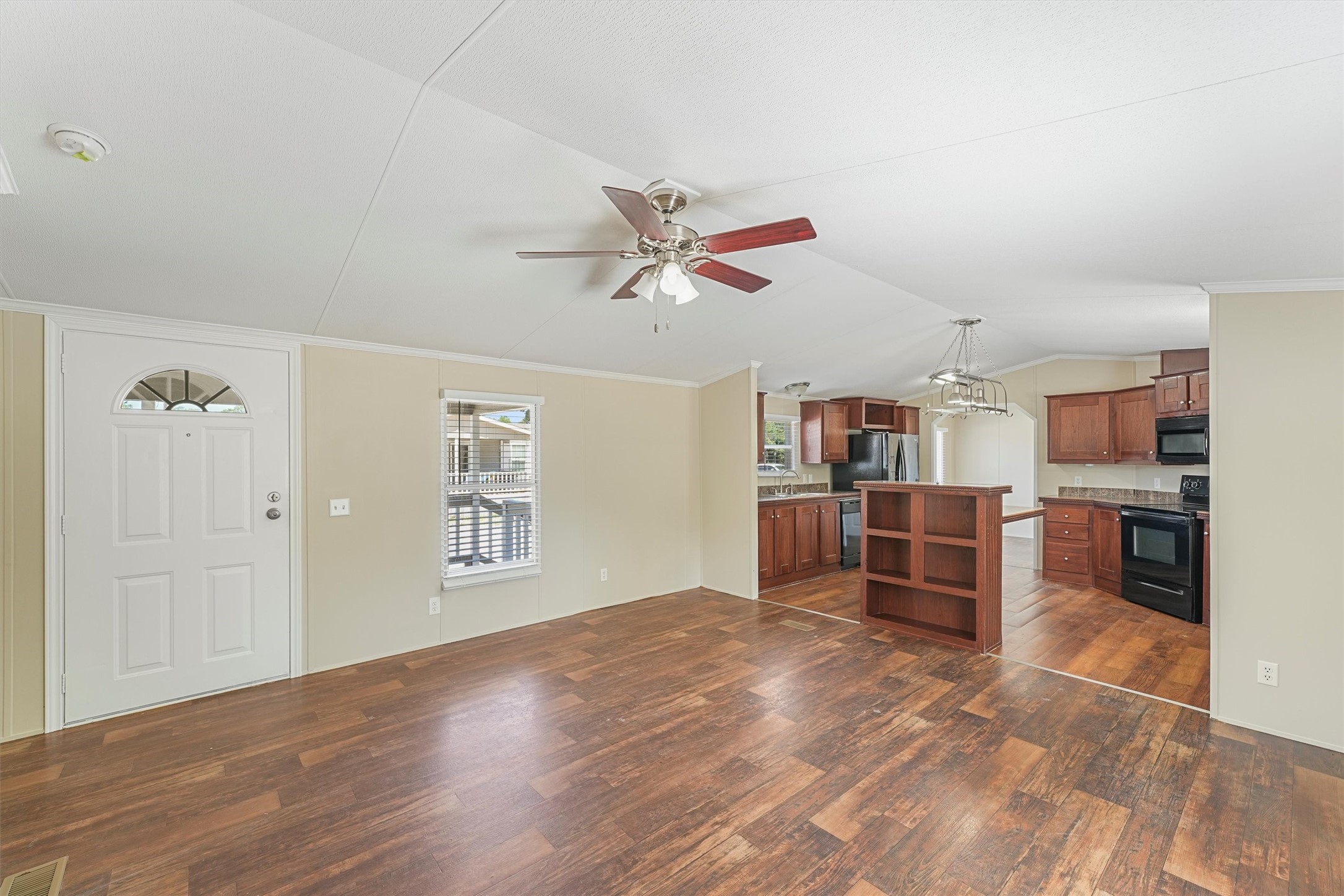 21864 Russell Drive New Caney, TX 77357 - Photo 4 of 15