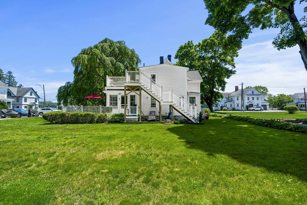 376 Main Street, Unit 4 Amesbury, MA 01913 - Photo 7 of 33