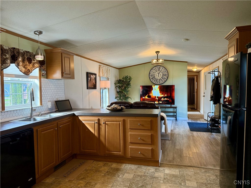 8614 Lakeport Road, Unit 49 Sullivan, NY 13037 - Photo 13 of 29