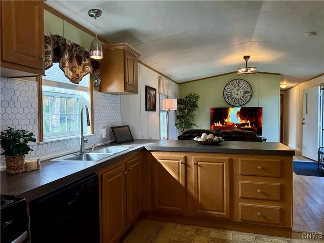 $59,900 | 8614 Lakeport Road, Unit 49, Sullivan, NY 13037