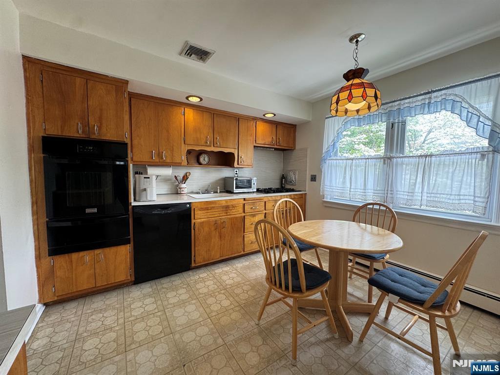 91 Hasbrouck Avenue Emerson, NJ 07630 - Photo 8 of 16