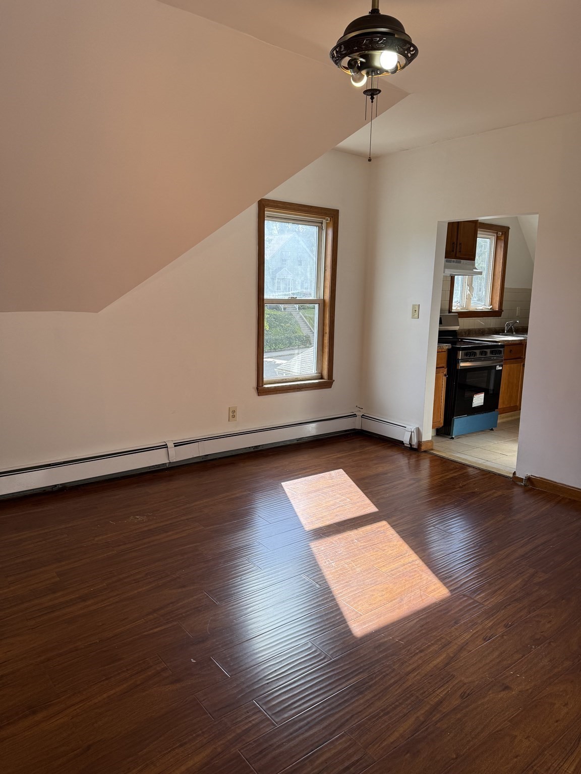 207 Middle Street, Unit 3 Fall River, MA 02724 - Photo 4 of 12 Gallery Image 4