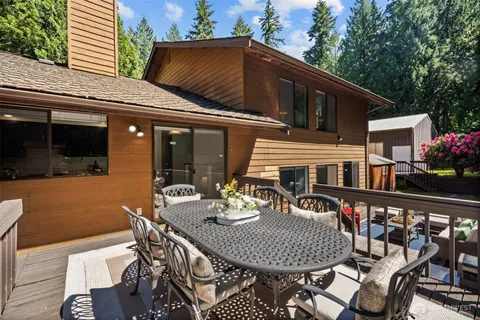 $1,195,000 | 23707 Northeast 63rd Place, Redmond, WA 98053