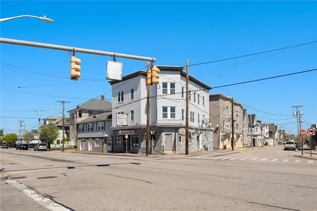 $1,050,000 | 735 Broadway, Pawtucket, RI 02861