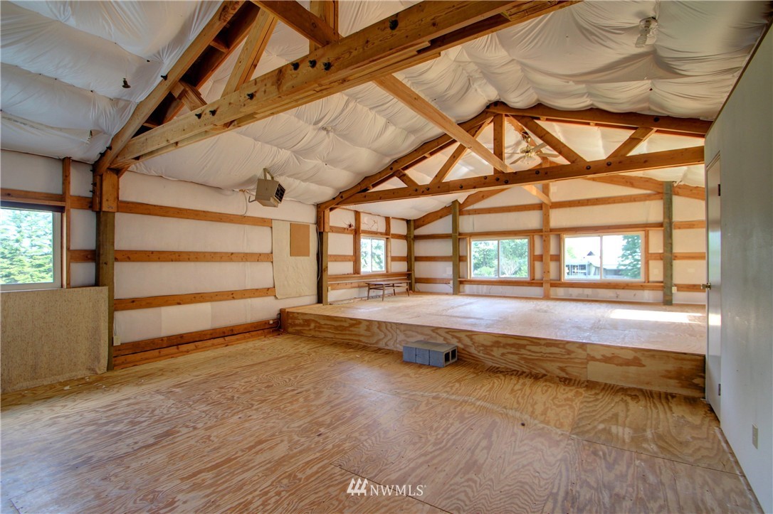 6074 South Shore Road Anacortes, WA 98221 - Photo 15 of 25 Gallery Image 15