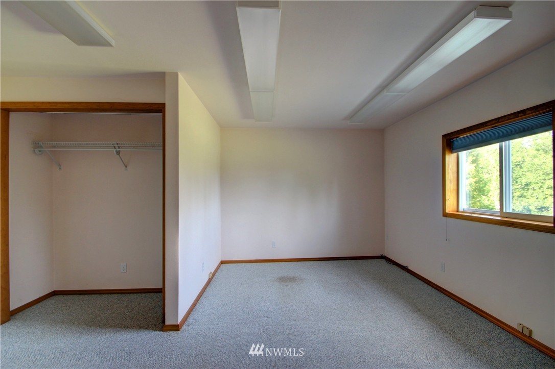 6074 South Shore Road Anacortes, WA 98221 - Photo 16 of 25 Gallery Image 16