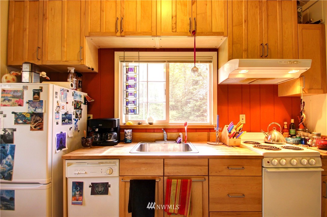 6074 South Shore Road Anacortes, WA 98221 - Photo 21 of 25 Gallery Image 21