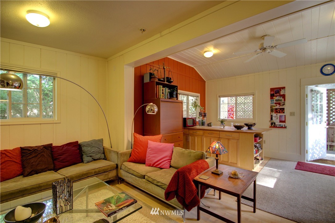 6074 South Shore Road Anacortes, WA 98221 - Photo 23 of 25 Gallery Image 23