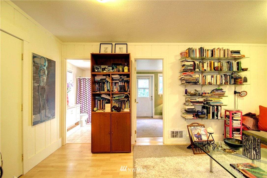 6074 South Shore Road Anacortes, WA 98221 - Photo 24 of 25 Gallery Image 24