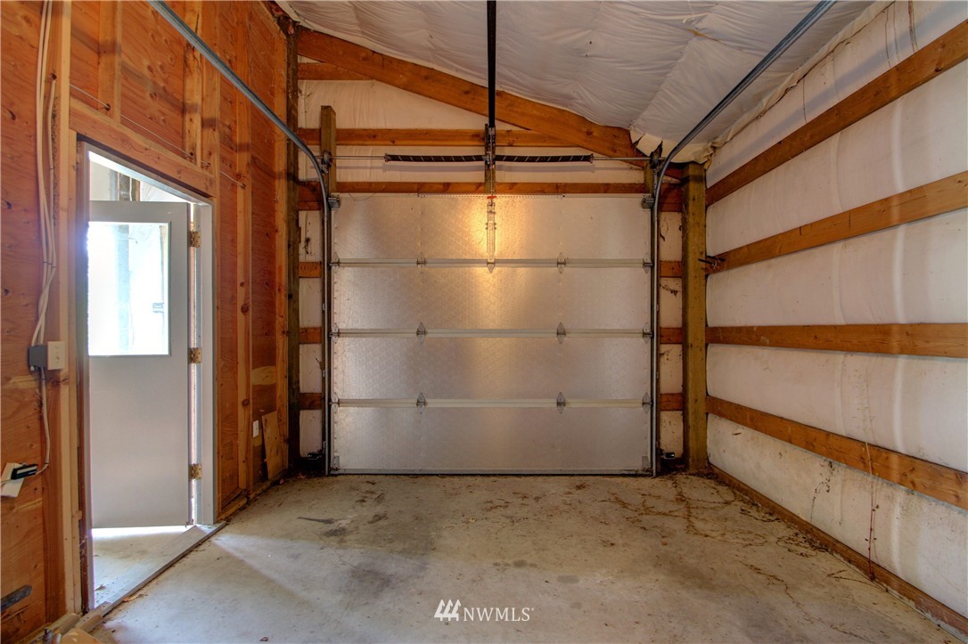 6074 South Shore Road Anacortes, WA 98221 - Photo 10 of 25 Gallery Image 10