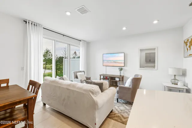 $256,000 | 357 Anthony Drive, Jacksonville, FL 32218