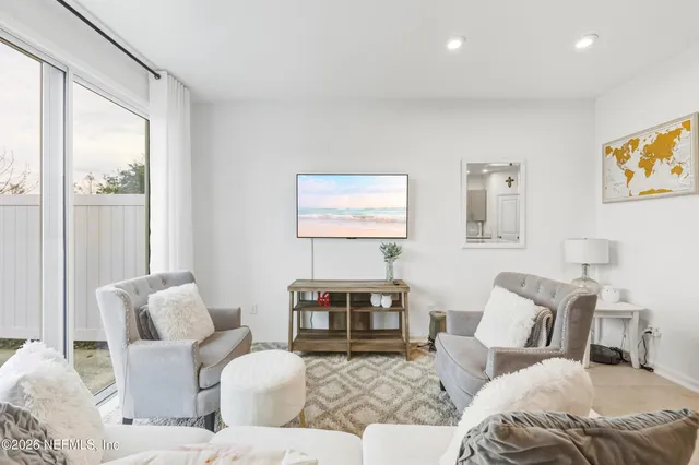 $256,000 | 357 Anthony Drive, Jacksonville, FL 32218