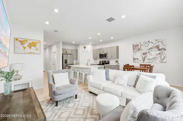 $256,000 | 357 Anthony Drive, Jacksonville, FL 32218