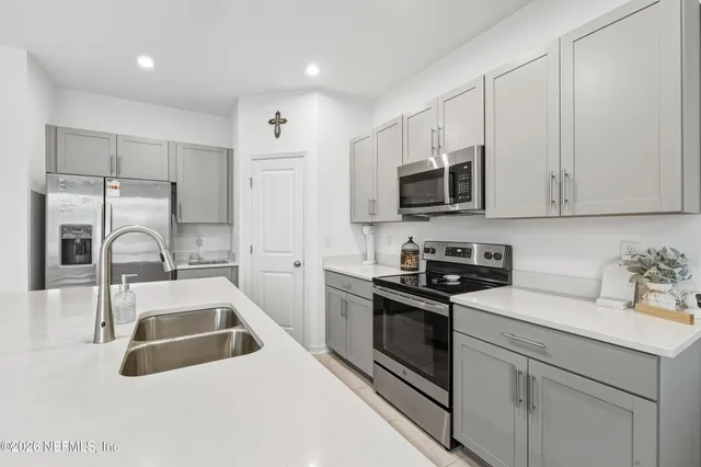 $256,000 | 357 Anthony Drive, Jacksonville, FL 32218