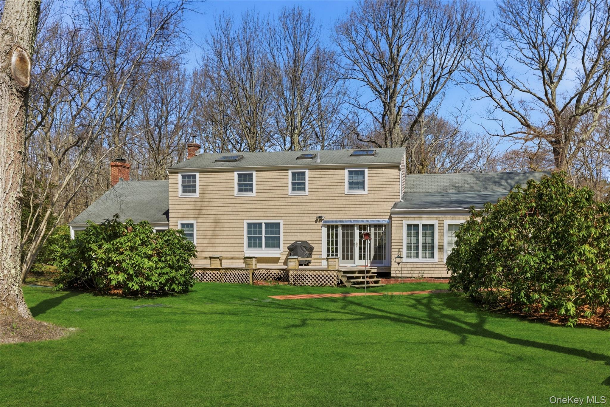 14 Blueberry Ridge Road Setauket, NY 11733 - Photo 9 of 34