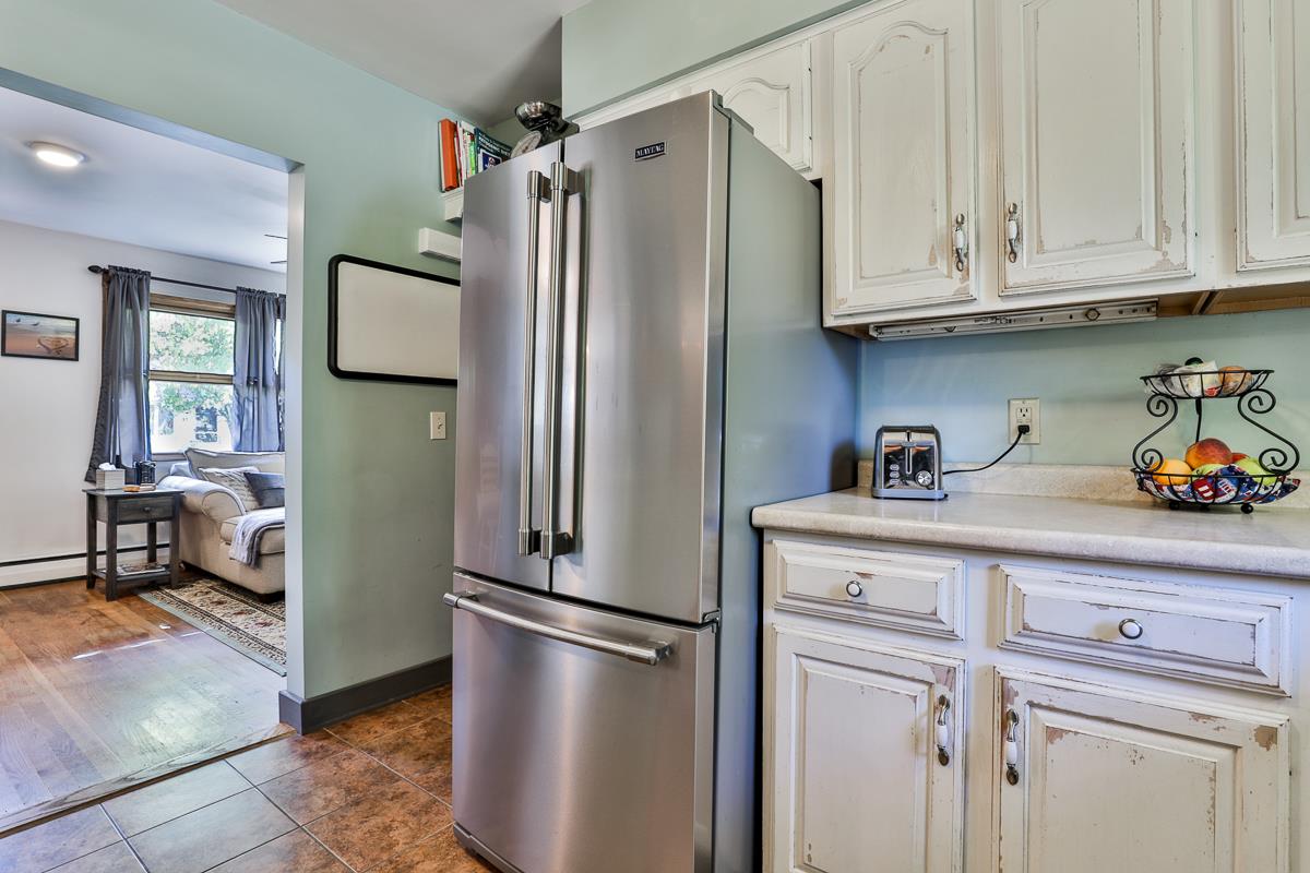22 Fernand Street Manchester, NH 03103 - Photo 16 of 31 Gallery Image 16