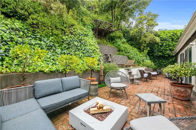$1,399,000 | 1793 North Beverly Glen Boulevard, Los Angeles, CA 90077