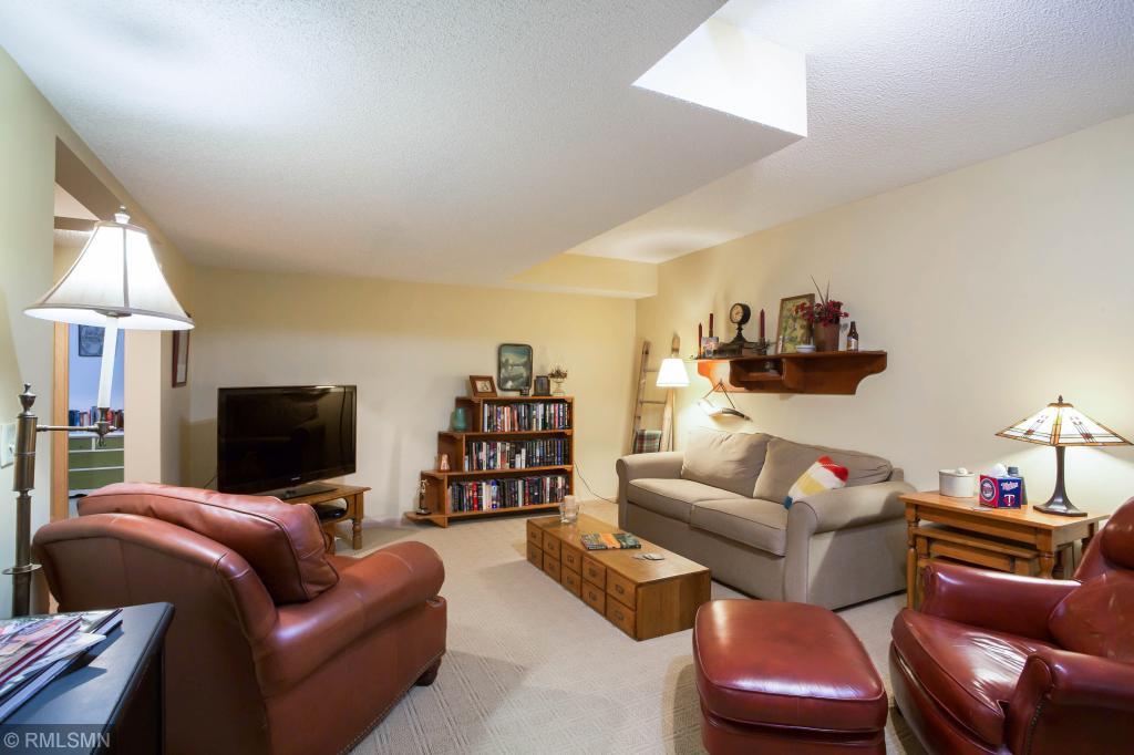 4614 Bayswater Road Excelsior, MN 55331 - Photo 21 of 25 Gallery Image 21