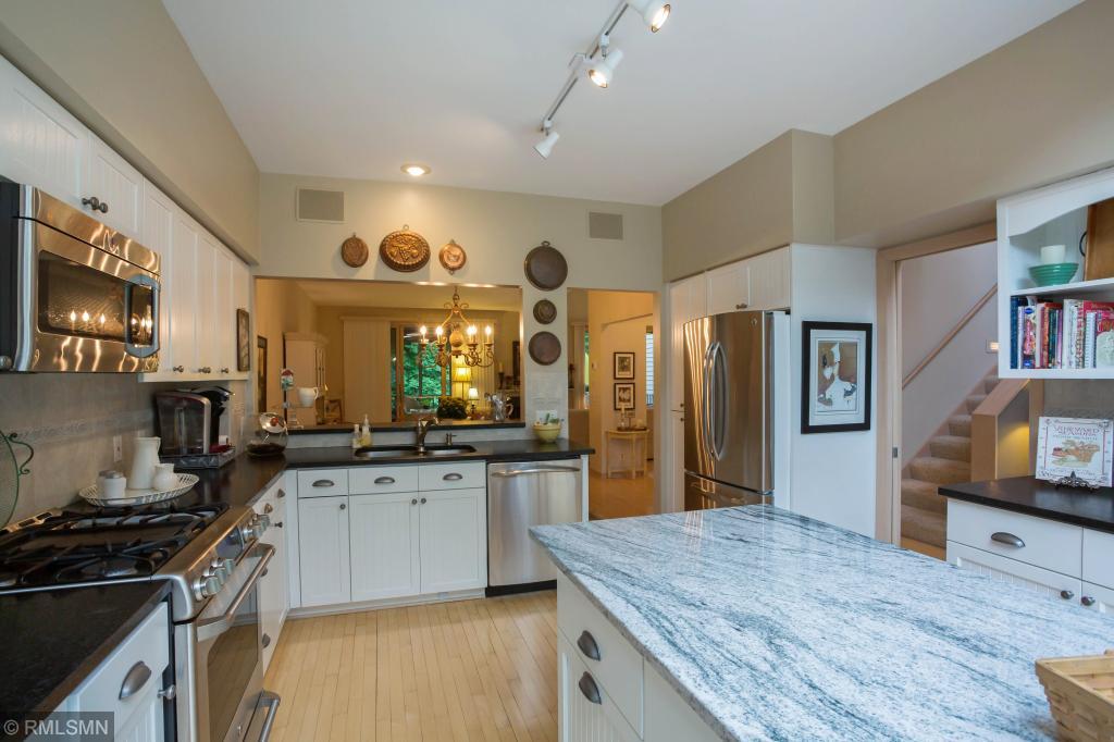 4614 Bayswater Road Excelsior, MN 55331 - Photo 5 of 25 Gallery Image 5