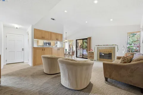 $698,000 | 976 Huntington Terrace, Fremont, CA 94536