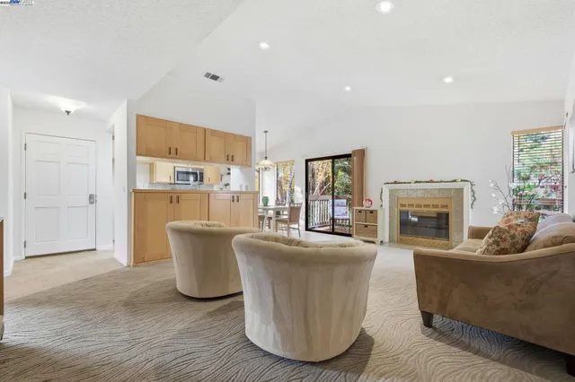 $698,000 | 976 Huntington Terrace, Fremont, CA 94536