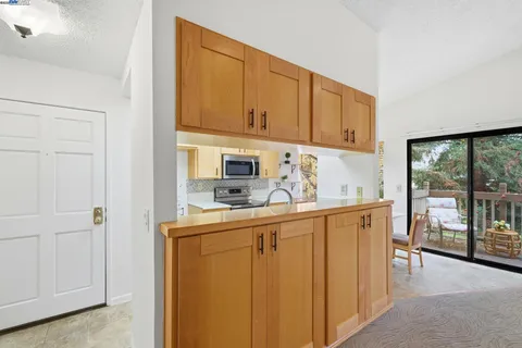 $698,000 | 976 Huntington Terrace, Fremont, CA 94536