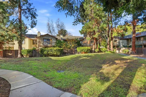 $698,000 | 976 Huntington Terrace, Fremont, CA 94536