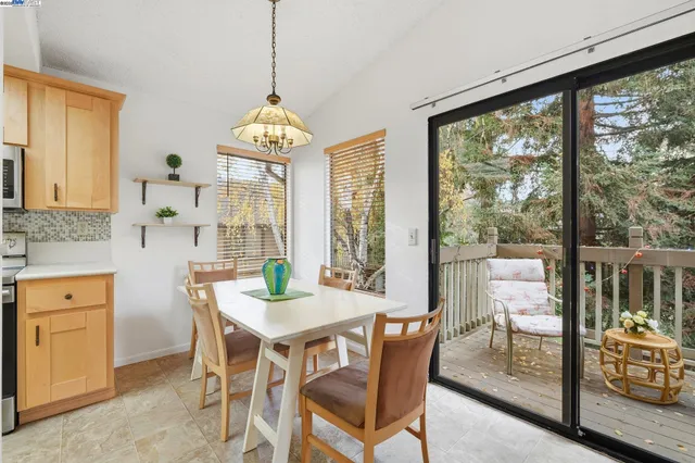 $698,000 | 976 Huntington Terrace, Fremont, CA 94536