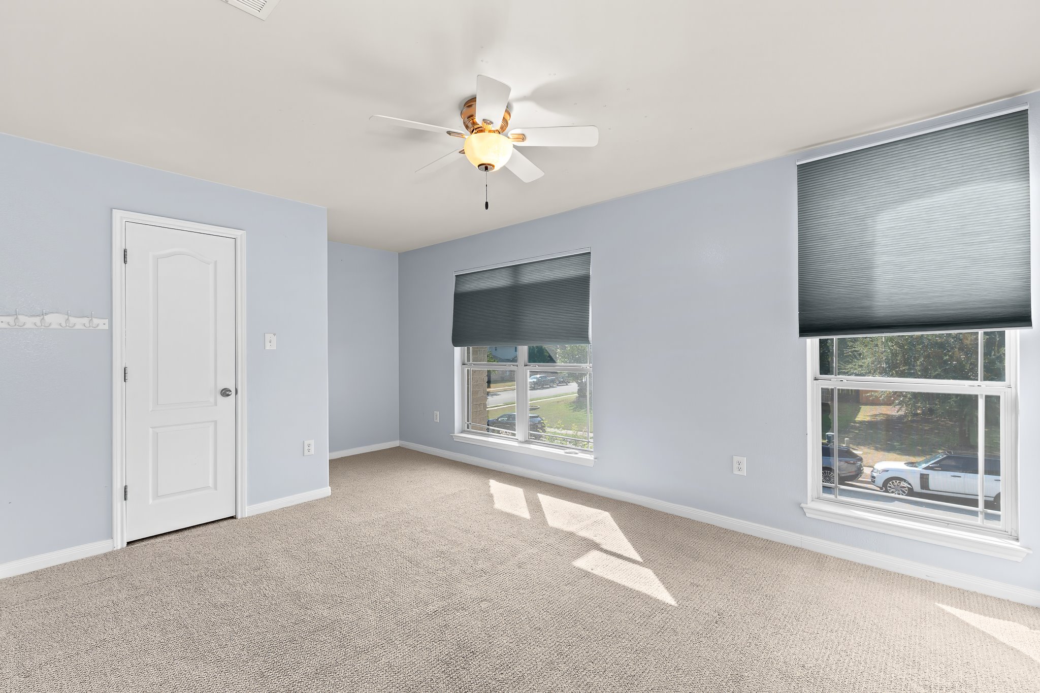 1211 Laurel Oak Trail Pflugerville, TX 78660 - Photo 33 of 40 a view of an empty room with a window