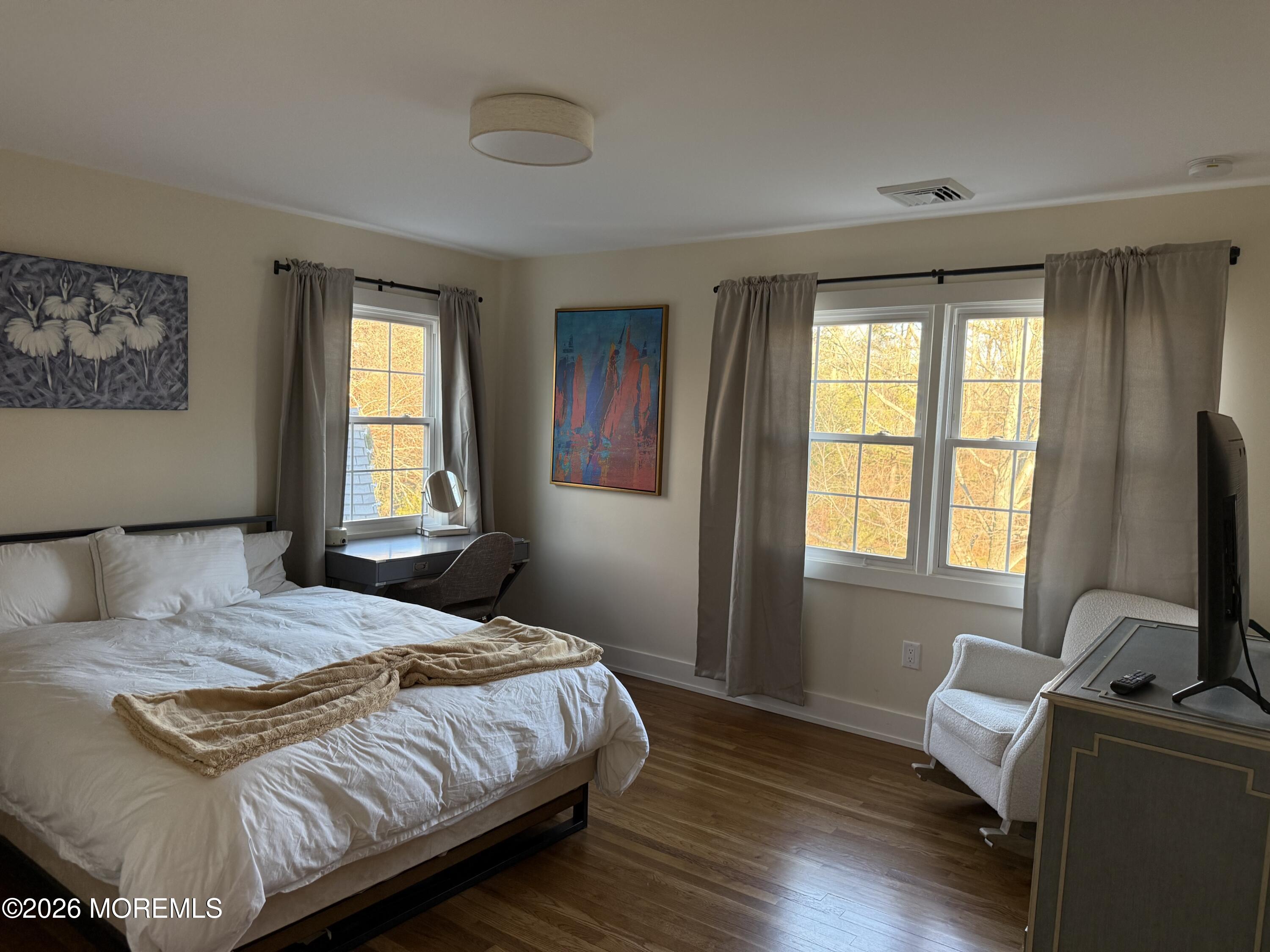 50 Farm Road Middletown, NJ 07748 - Photo 17 of 21 Guest Bedroom