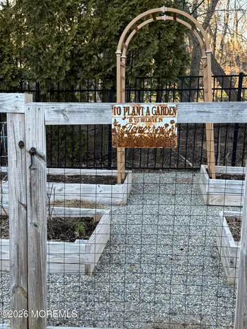 $1,525,000 | 50 Farm Road, Middletown, NJ 07748