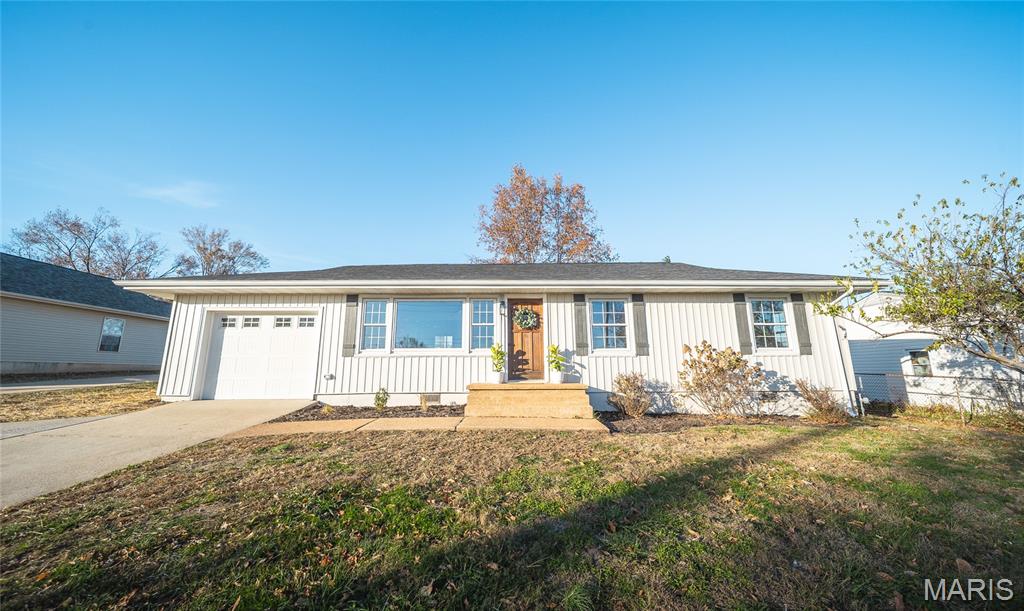 811 Soest Road Rolla, MO 65401 - Photo 1 of 24