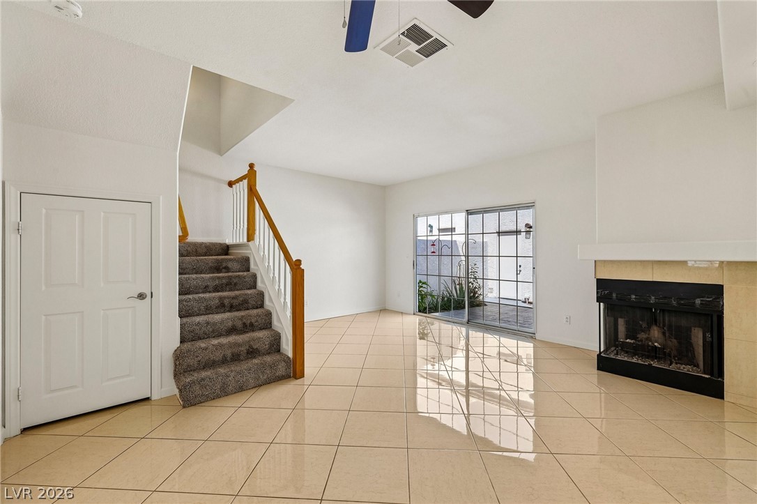 1675 Normandy Way Henderson, NV 89014 - Photo 3 of 36