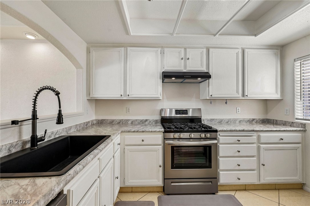 1675 Normandy Way Henderson, NV 89014 - Photo 9 of 36