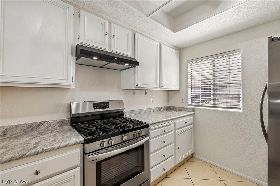 1675 Normandy Way Henderson, NV 89014 - Photo 10 of 36