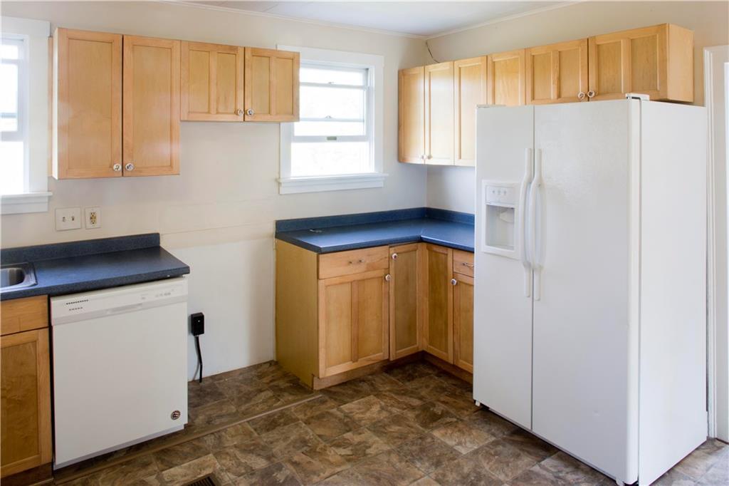 534 Ledge Hill Road Corinth, ME 04427 - Photo 7 of 26 Includes electric stove to be delivered