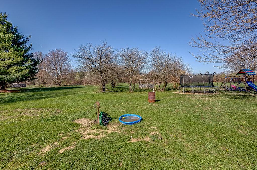 3801 Dill Road Centerburg, OH 43011 - Photo 20 of 21 1-22