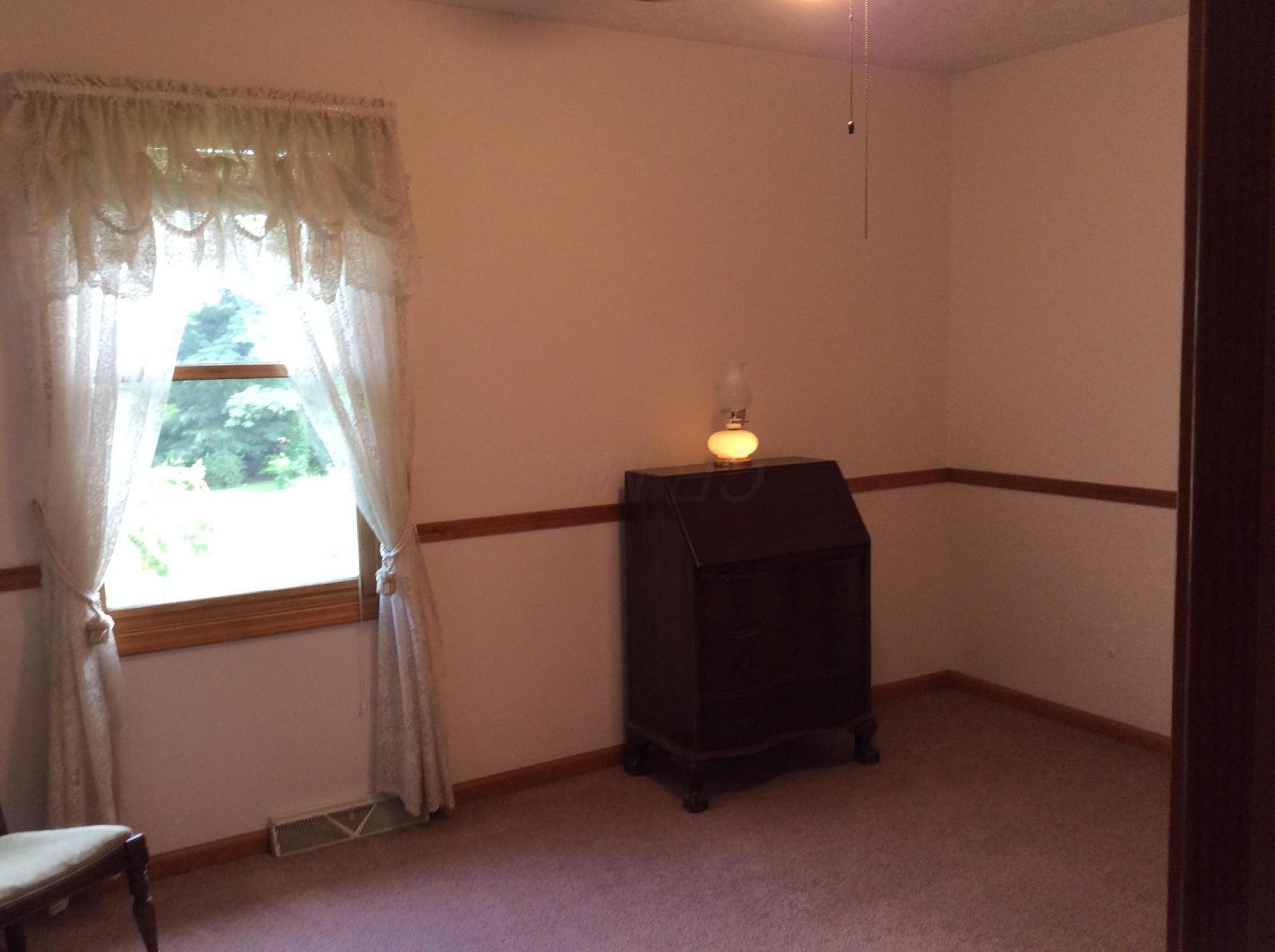 3769 Wheeling Road Northeast Lancaster, OH 43130 - Photo 10 of 24 Gallery Image 10