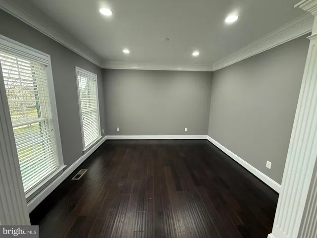 $5,600 | 42635 Gold Thread Drive, Chantilly, VA 20152