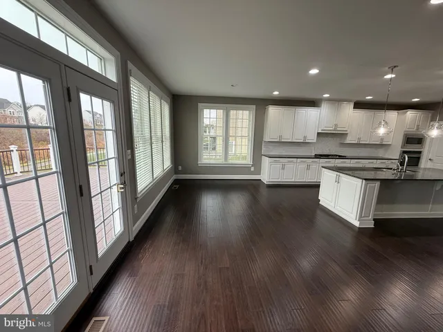 $5,600 | 42635 Gold Thread Drive, Chantilly, VA 20152